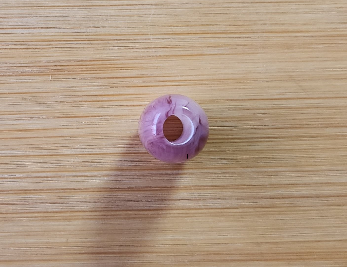 15 Lilac Barrel Resin Loc Bead